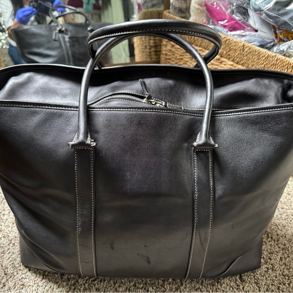 Black coach bleecker weekender tote retired style of bag small blemishes - Picture 3 of 16